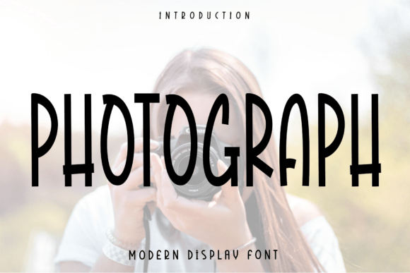 Photograph: An Autumnal Script for Elegant Branding